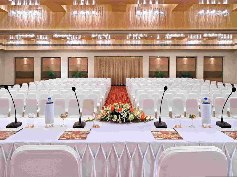 F25033B0B92888F203117A115AB5BF82