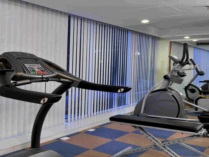 0F1798F34579C00AB404ACEC2E53DC7C