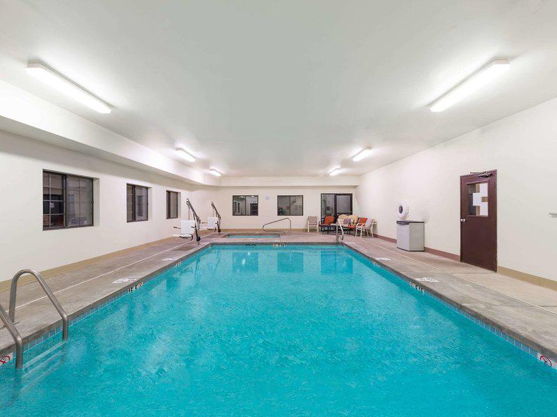 8E07FBFDFB2FD29199866C27A83C837C