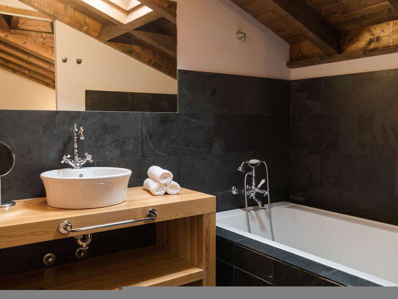 8282866CBBAB279C0EFA60A14803CFEA