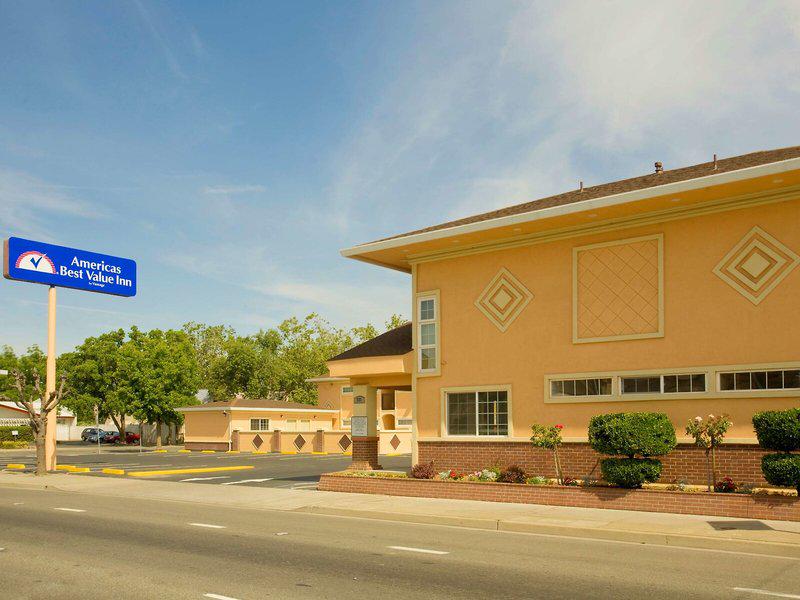 70F83B3A355A43964626CD91375EBB6C