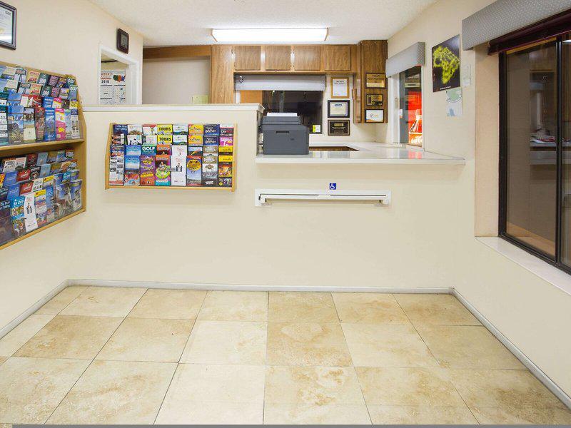 7B259CB2E57B2764B71D3E53EAF9590E