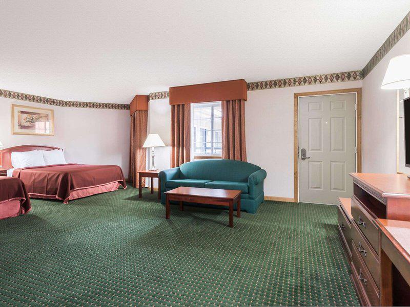 5C12E35E8477AB3E62266DDF8589F9C5