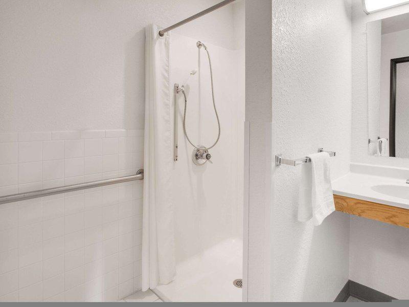 47142C4326E241F544208AD16B03313F