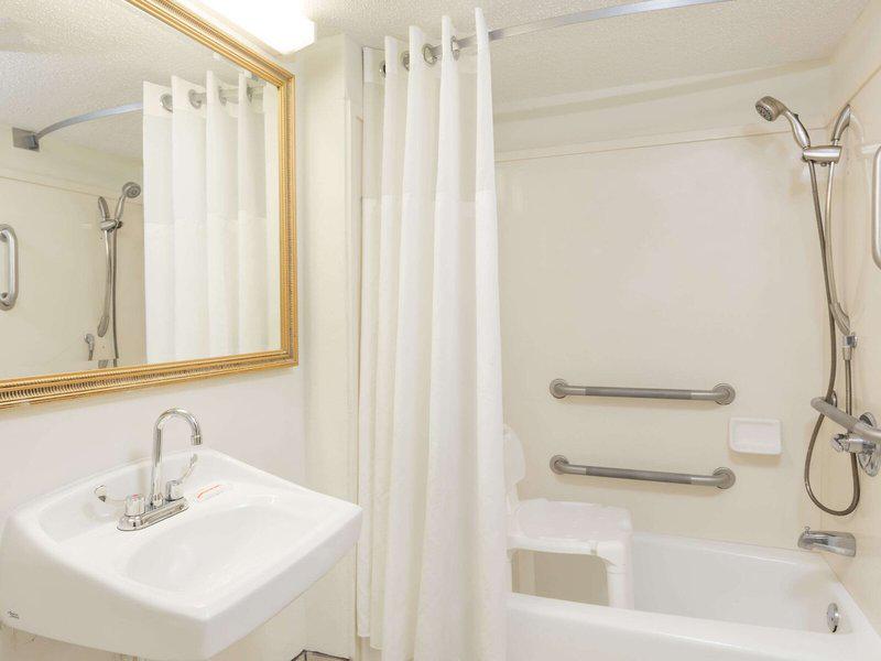 E0DA94F4957D740F0DD0C989AD522BF2