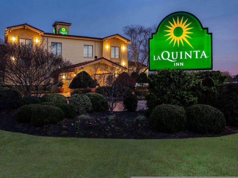 CCF884BDE2C0005C2BD352C6E212D7CD