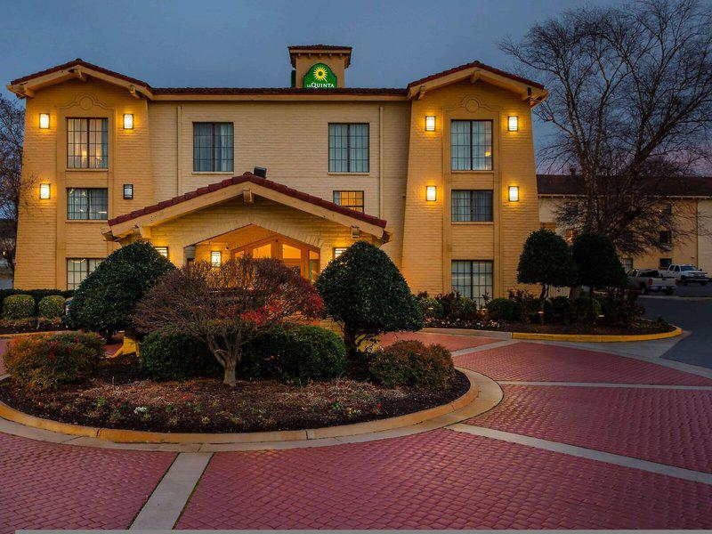 9E7AD24F09BC0953BB0B944D1479C3A7