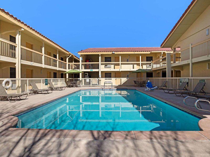 801C0D6E25DD8E7BD85782348533B503