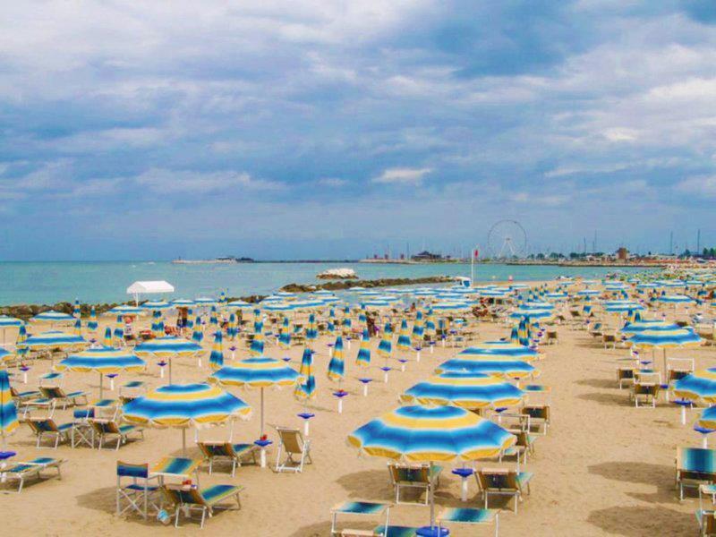 7C7A2380D30CA5D46AA77824BE09072C