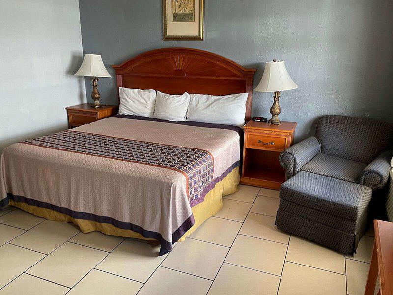 F1F349C946C570ADCD980A4B747A6C92