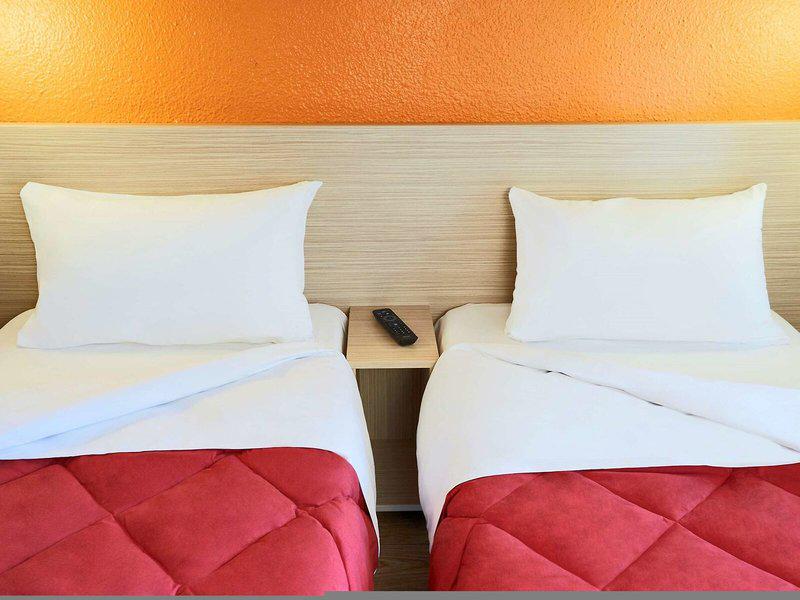 89B8CA38B46C2440E2332168302C414E