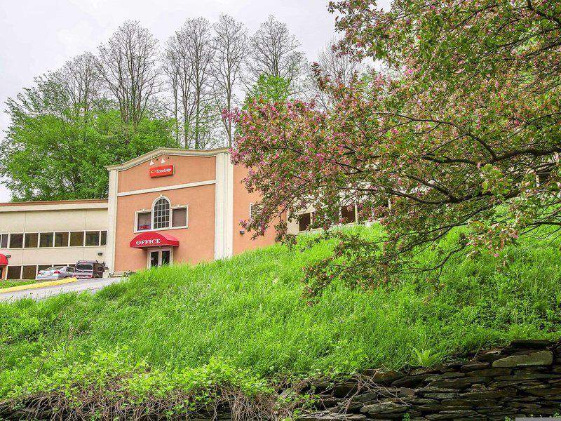 9A18486ED5D7F4BF268B30843EA30BE7