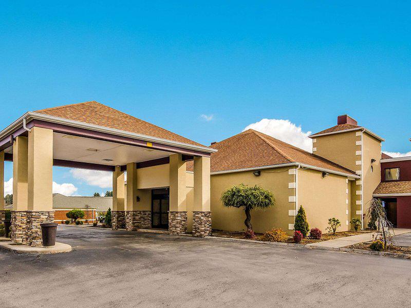 9183CD7B00BC9DE223CC1B9D74AD0047