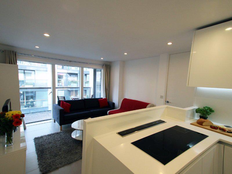 E9E600828923EAA2C1ECBDDBF24B3E8F