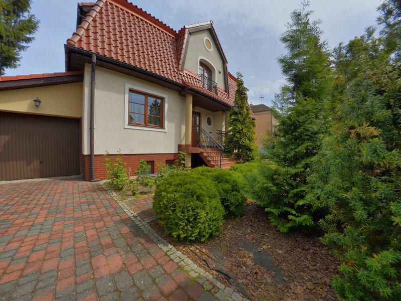 CF7633612D5EFEF1962B249C2F24D603