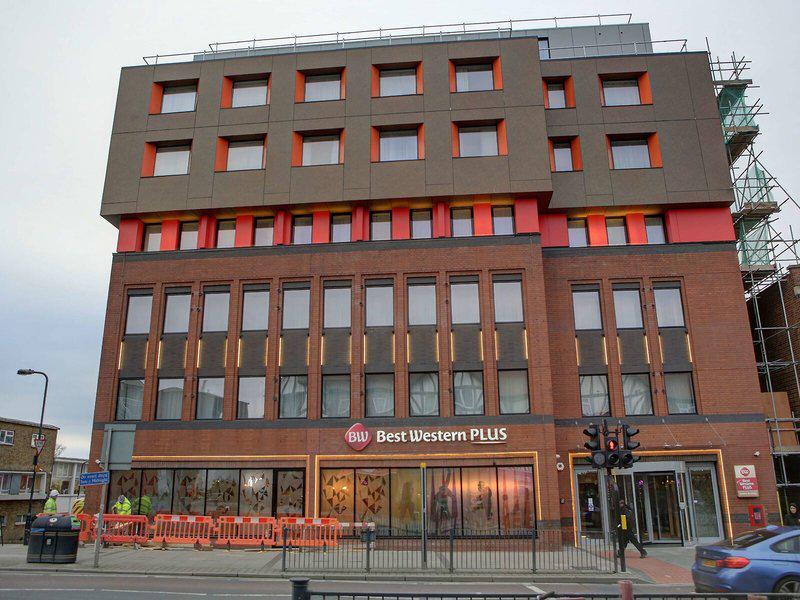 D49CF404074951EC01F3F163F8C1941F