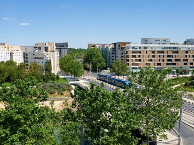 335DB8E2F8C16D5A66335D3D16814EC2