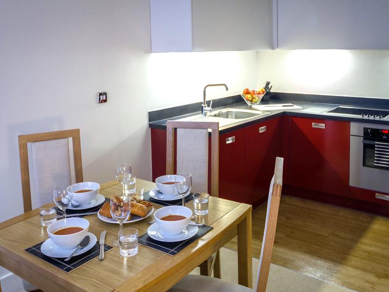 AFDAD370CDC7D4E56569EF874D0E0888