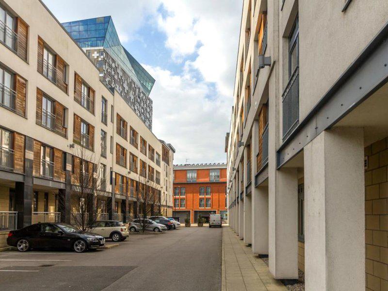 4682FF5DB32A2C3B7484CB6CF62E45D9