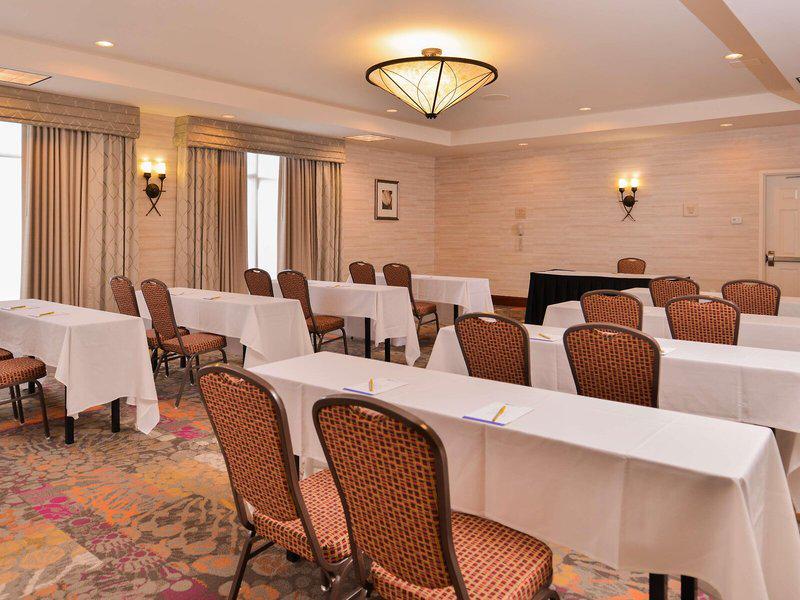 FD6476090E027BA225C401143F59A9B9