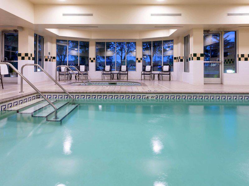 85B403EA62555FEBA9EDA68B2DED481E