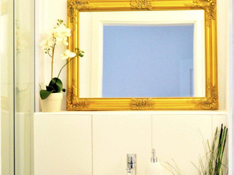 4A3D66752866B85E041A99F8F0782AE1