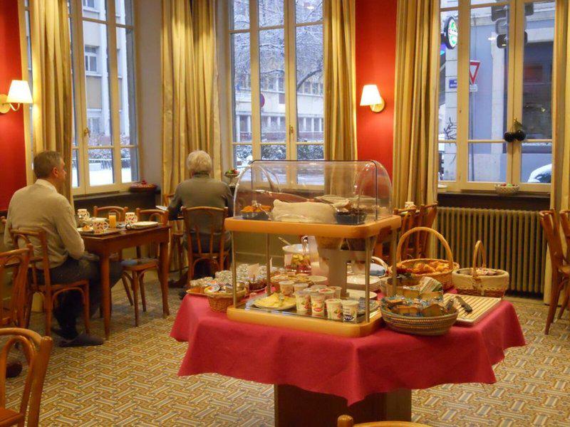 46C3201CDDD85DECDD51A379083B6DD2