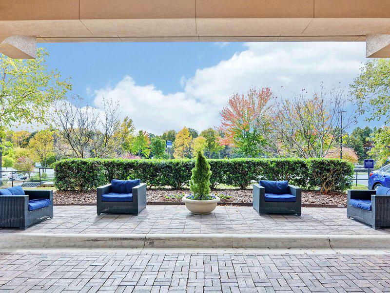 C07EE933DE61F689AEA969D9C3E4A09A