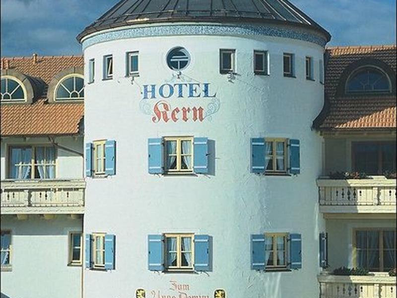 F93C2FB18FEEBA94FF2141B1308E37C2