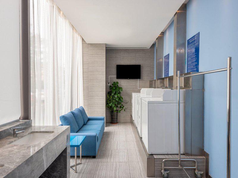 8F4EAB6C5F97CA03F189C775C8F623C3