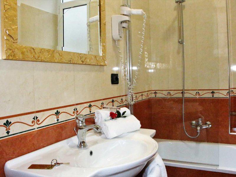 8F61FD1BB94178462BCAE41B8F2E5559