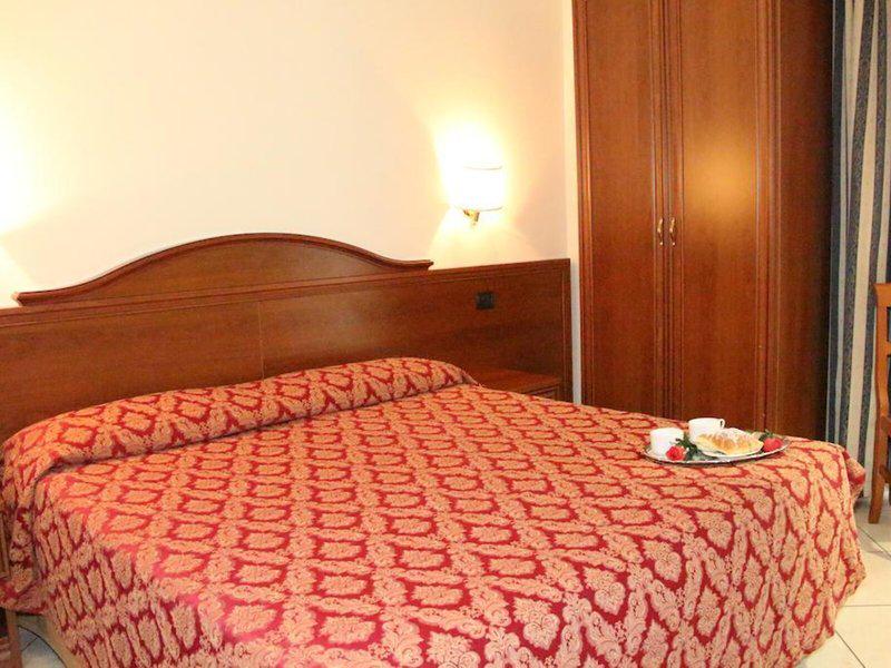 27D4BAC3AE44F5B3C539F5A371E154B9