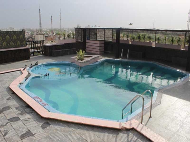 757668F36E77FB7973B2FA3F7BF2198C