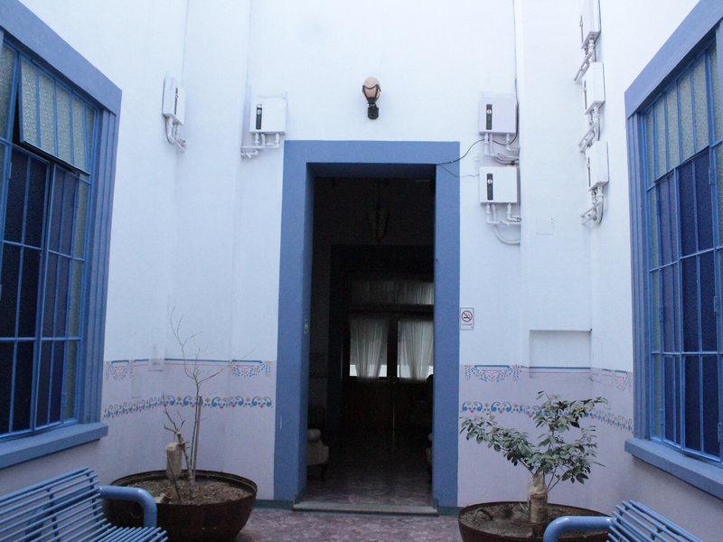 9241B95DE56B0E5061705E46A9EF2570