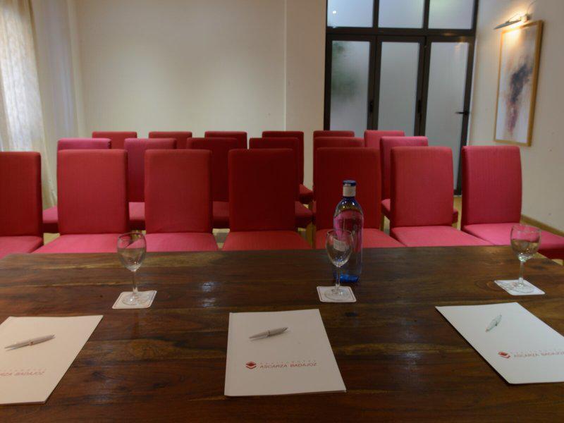 6628F02B02F3DB9B4D0B51A013C719CB