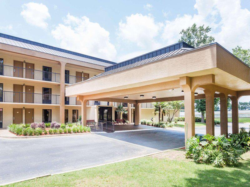 2460582C95CFDC5309D8B3E5205D74AB