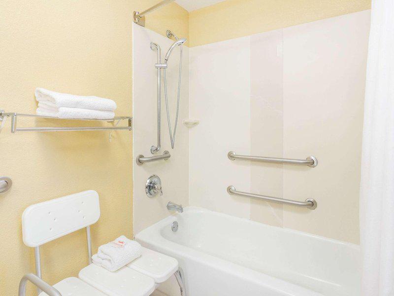 680ABC4826F612B3A4CDEA136F8AE58B