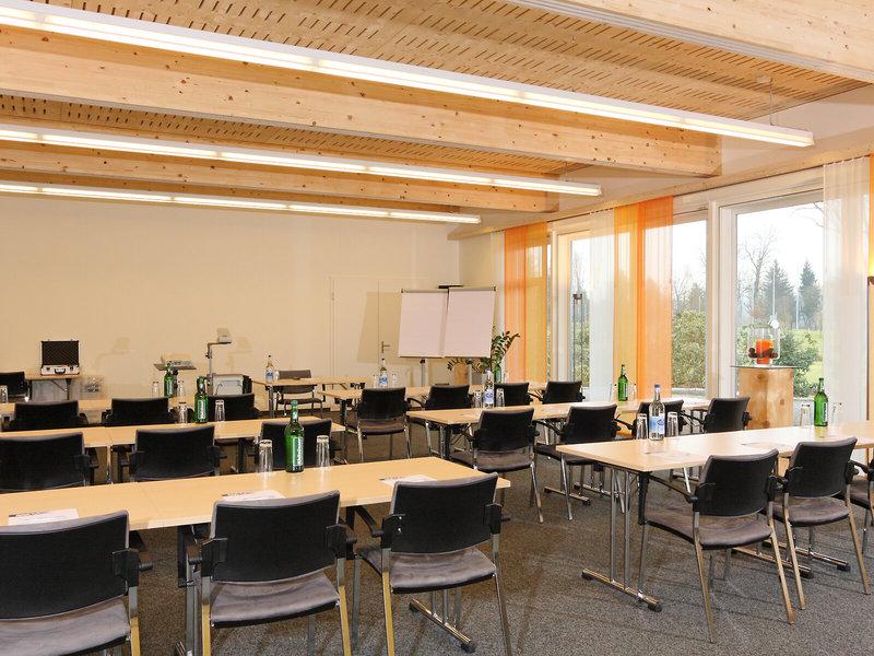 6F215BA0B3079ED788D90ED2CA065E00