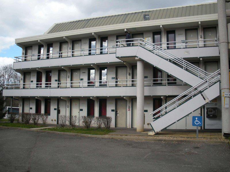 72007552334077D454C8D2830FC1175F