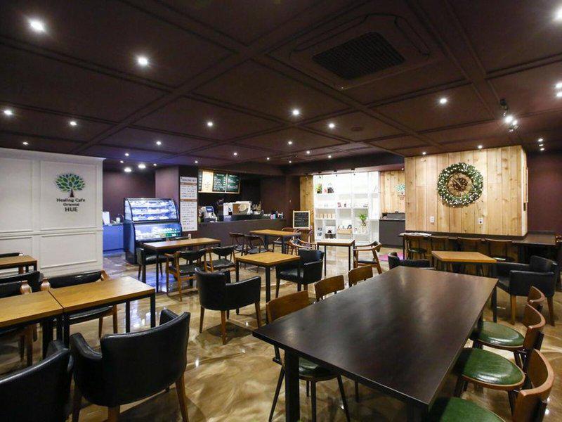 5DF28E2F658F64581D852BB18E96B5FC