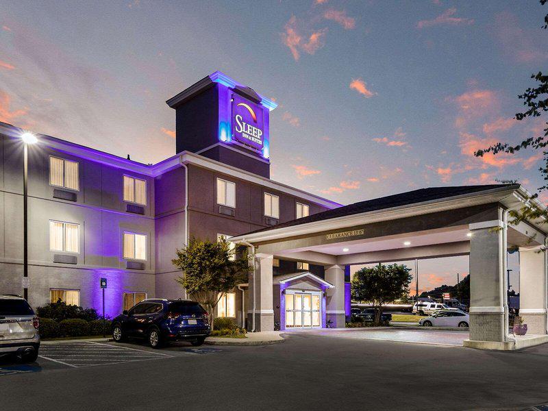 6889CDB95D6212893FB9196005B542A6