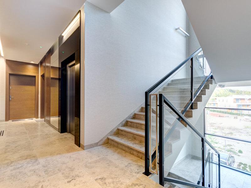 EEC32024F54A526DFF00163E66797E4C