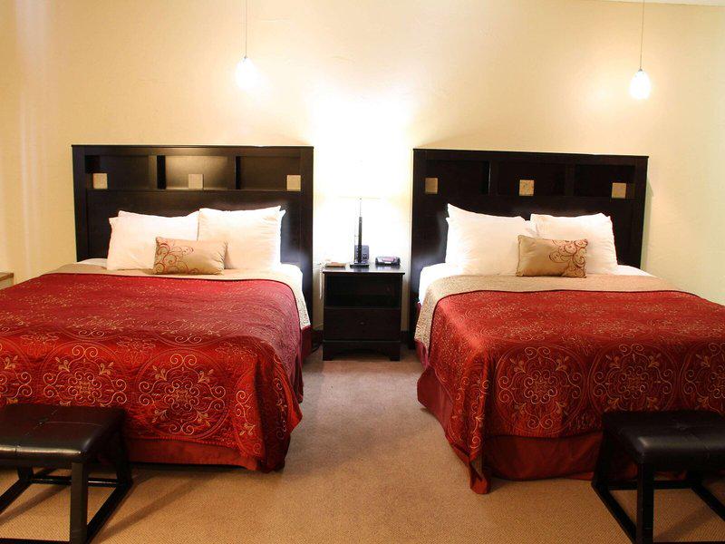 E2F5A4154F7C78BA362C1DF766B589F6