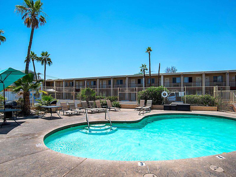 38DDF4A4ABEF5AADAE1458FA80776C50