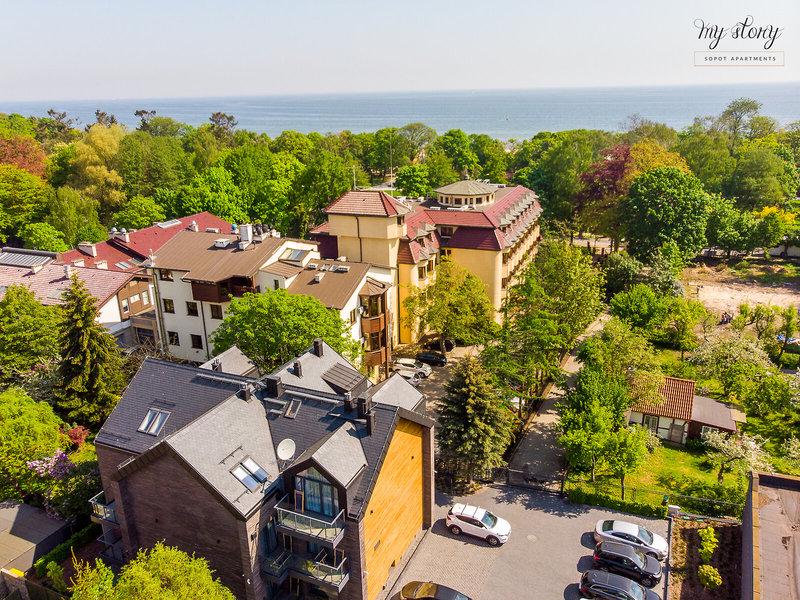 7F4829F30ACA40E51ED161F6B25D3F8D