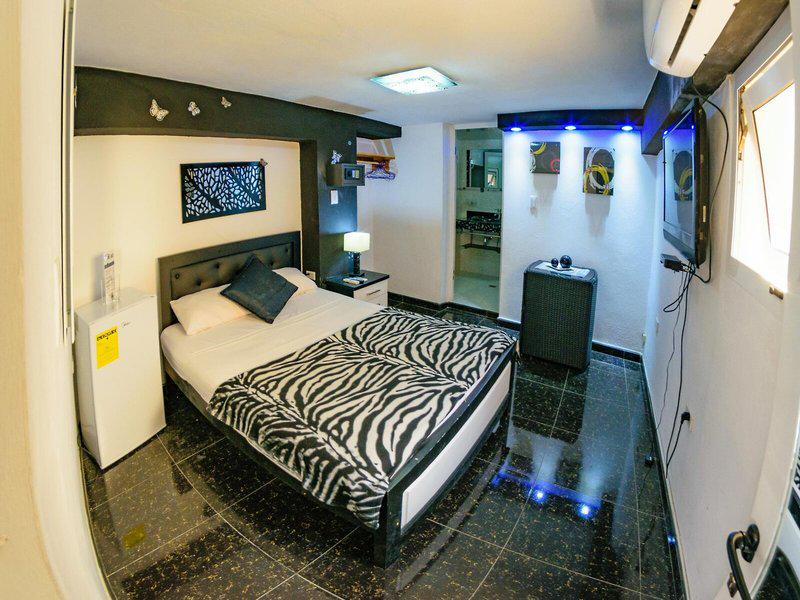 6F5893CD2276DAA073D087BA220FEA84