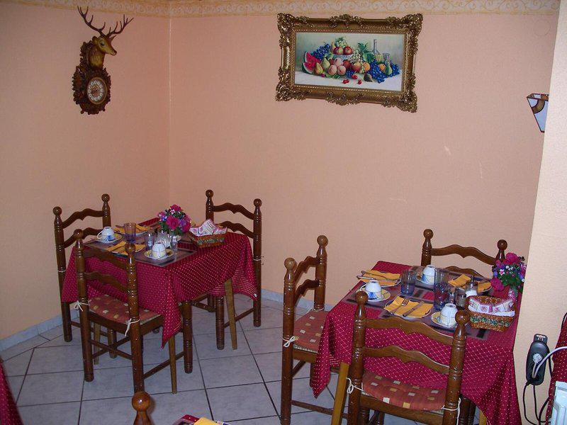 90E81CD56031D051255A835B5A20F83E