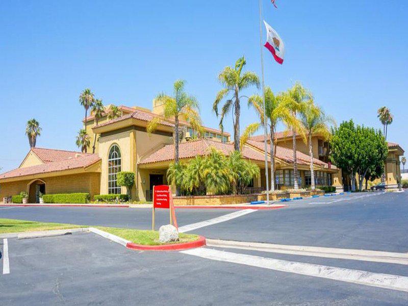 398495ECC0E95130786EA806095B9B51