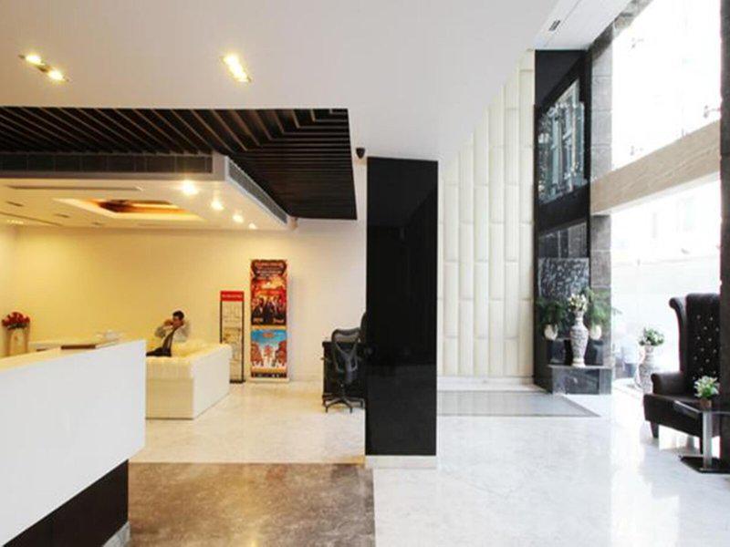 B6AF525FF7E3E4A5B5050AF6EFA5F4F9