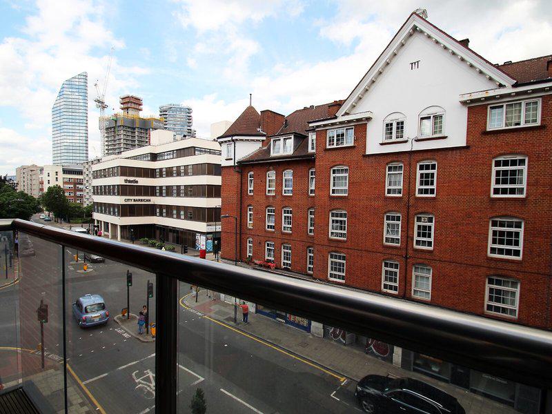 F8C526E277670E084AC76D3B2E319534